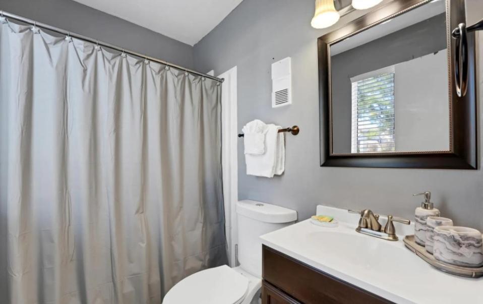 New- Lovely 2-Bdr2Bath Gatlinburg Condo With Resort Indoor Pool Hot Tub Wi-Fi, Great Location מראה חיצוני תמונה